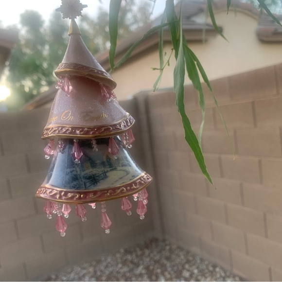 The Bradford Exchange Other - Thomas Kinkade Ornament from Bradford Editions “Peace on Earth” Pink and Gold